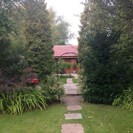 Manor Garden Lodge Wirral Zewnętrze zdjęcie