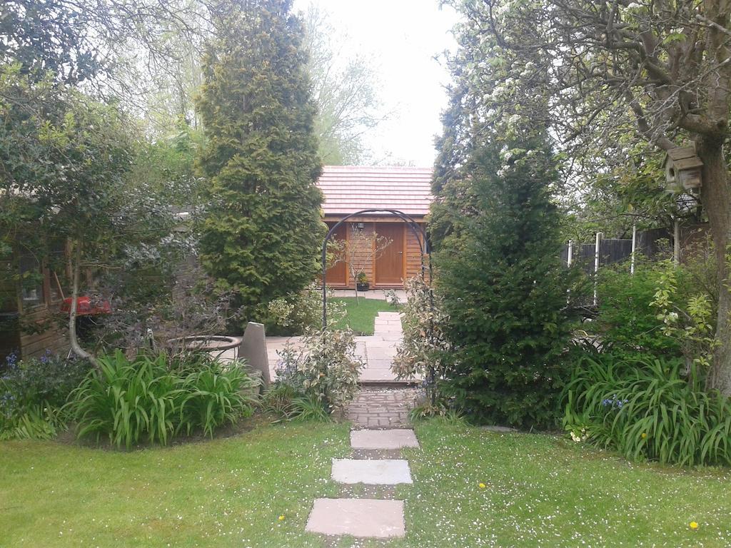 Manor Garden Lodge Wirral Pokój zdjęcie